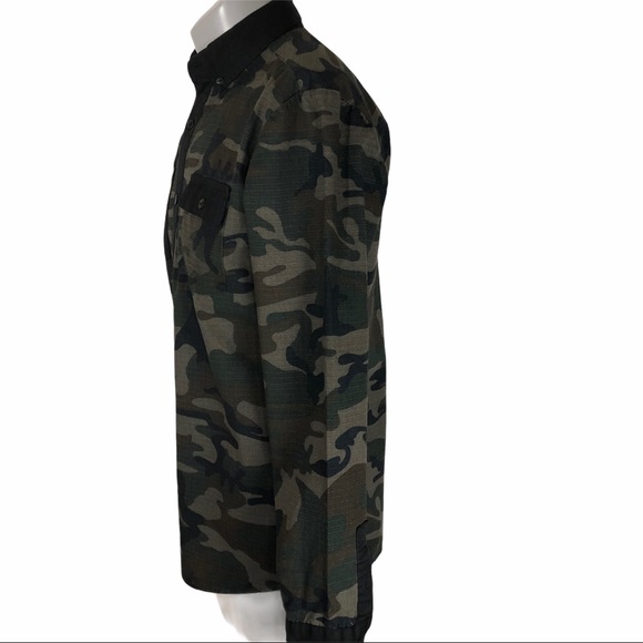 Urban Heritage men’s camo shirt size Small - Picture 3 of 9